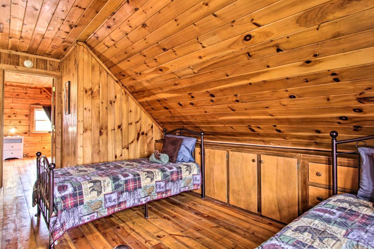 Rustic Cabin With Screened Deck 8 Mi To Dollywood Sevierville Dış mekan fotoğraf